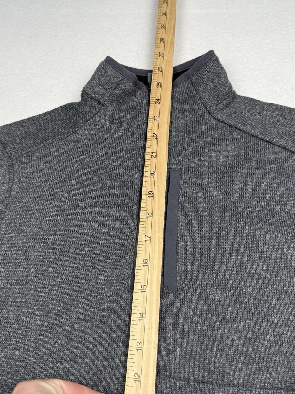 Figs Men's Heathered Dark Gray Quarter-Zip Sweater